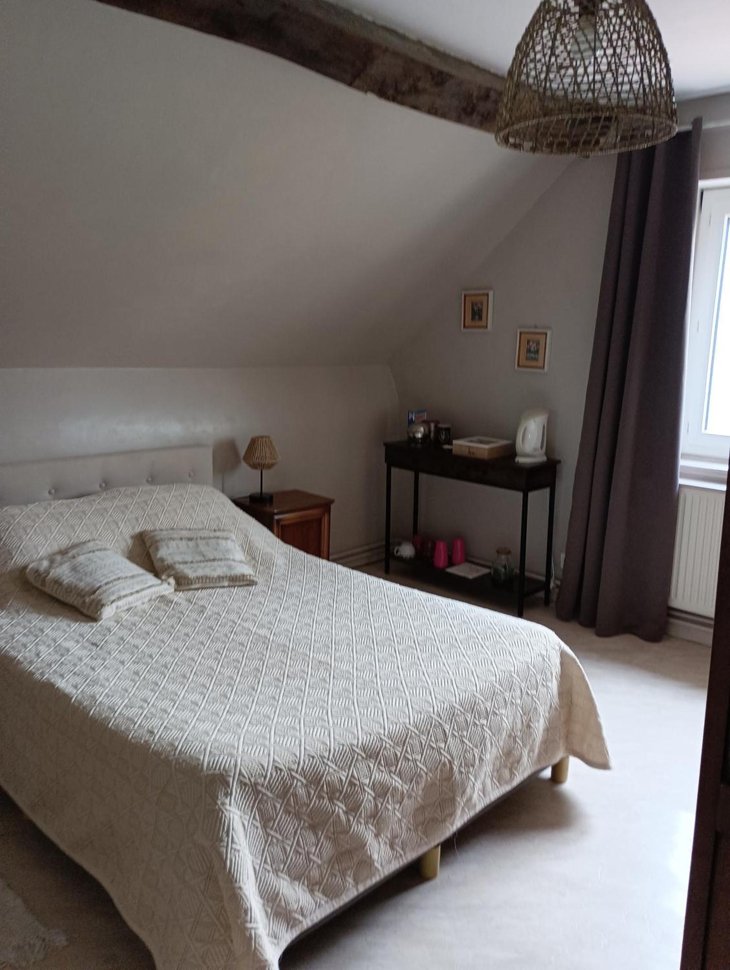 Chambre Heloise Meillard Eksteriør billede